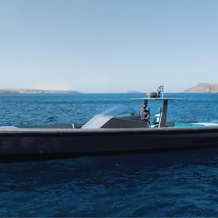 Santorini Private Tour - Sunny Zeus Ия