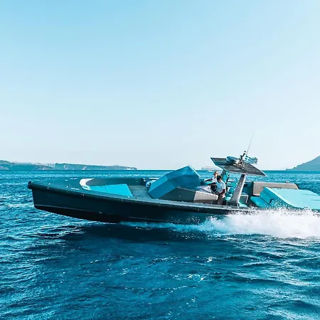 Santorini Private Tour - Sunny Zeus 보트호텔