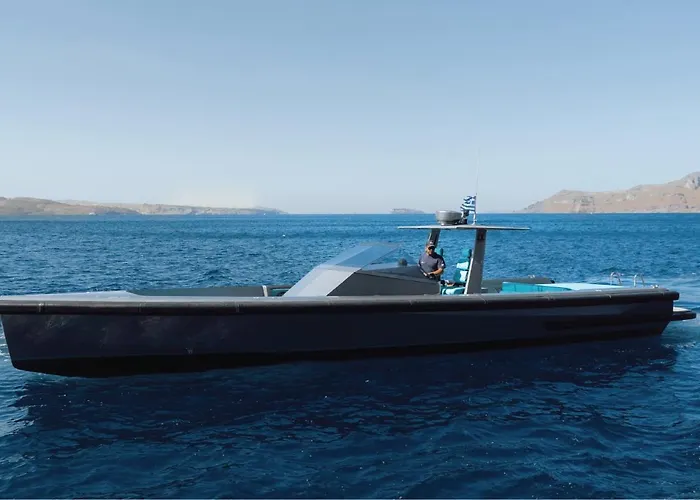 Santorini Private Tour - Sunny Zeus Tekne