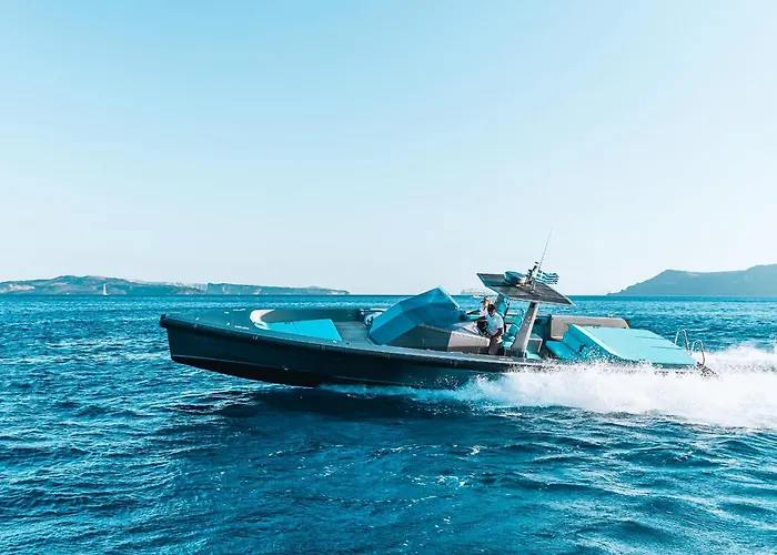 Santorini Private Tour - Sunny Zeus 보트호텔